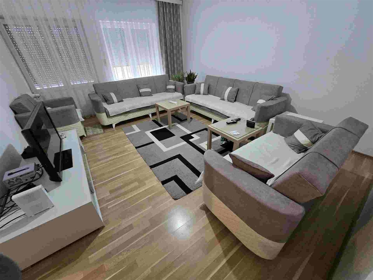 Banes me qira ne hajvali 3 5 dhoma