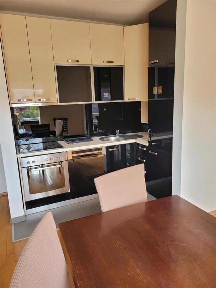 Banesa ipet me qira te prishtina stars prishtine