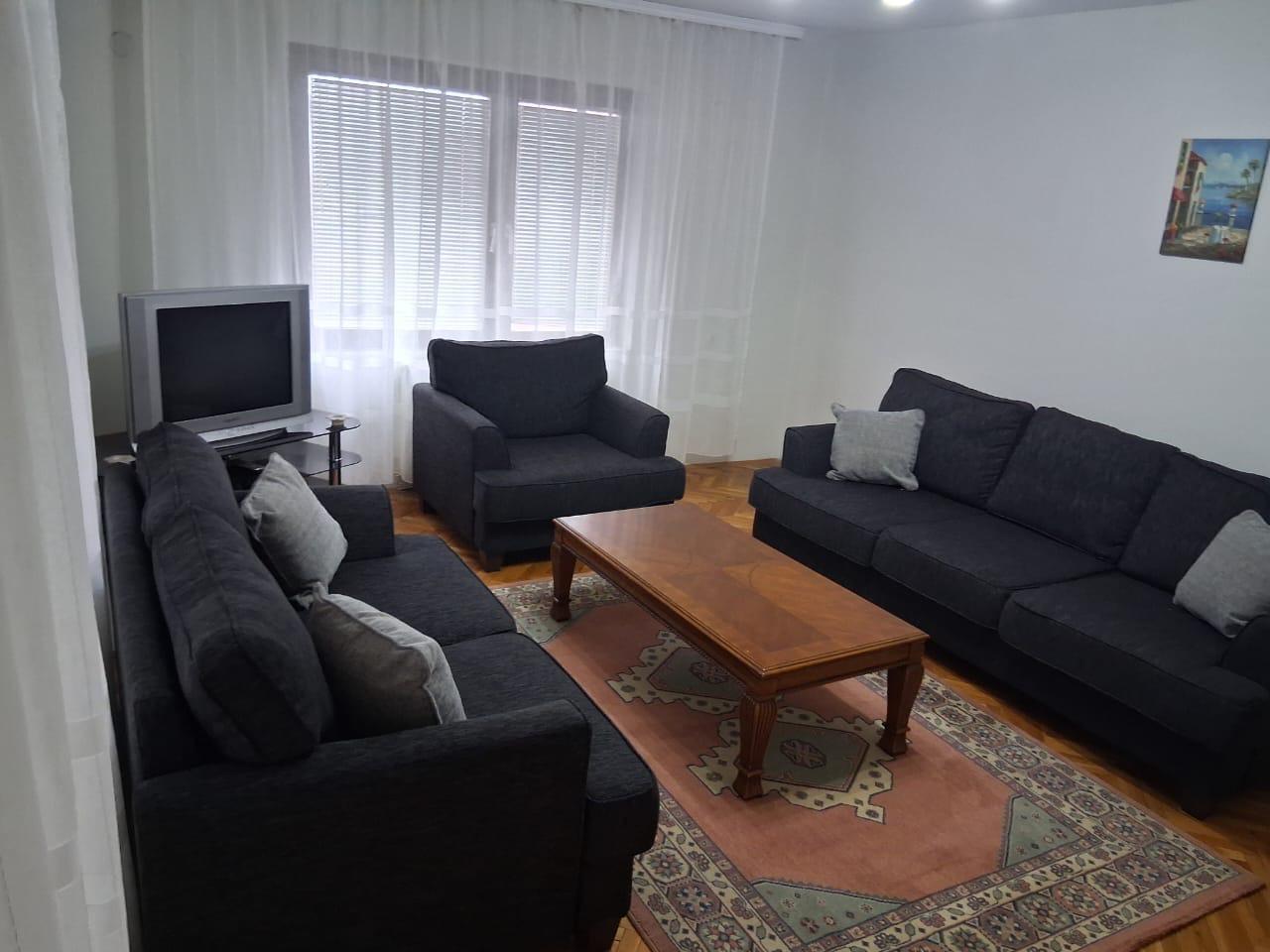 Banese me qera ne arberi dragodan (3)