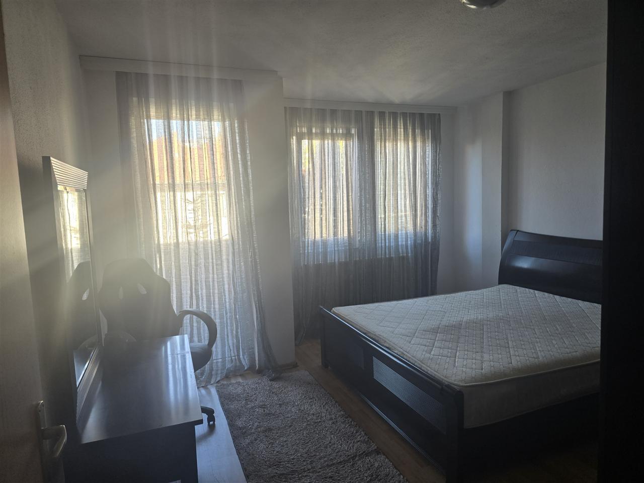 Banese me qera ne b diellit afer xhambazeve 4 (2)