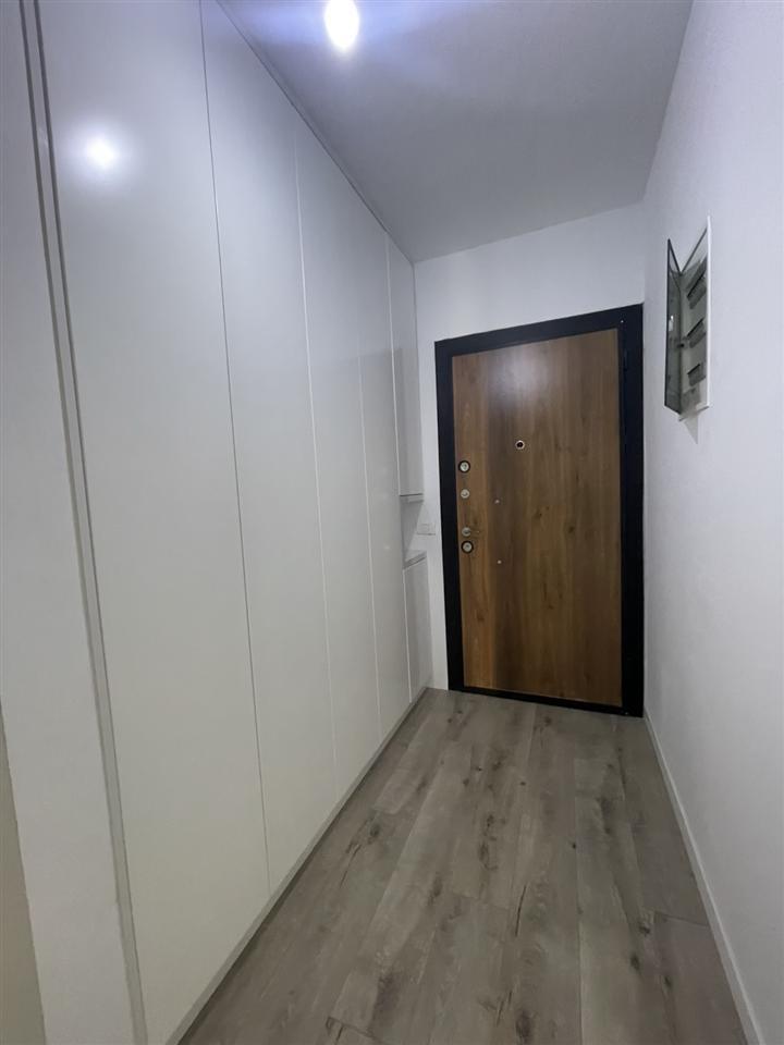 Banese me qera ne tophane 107m2 (8)