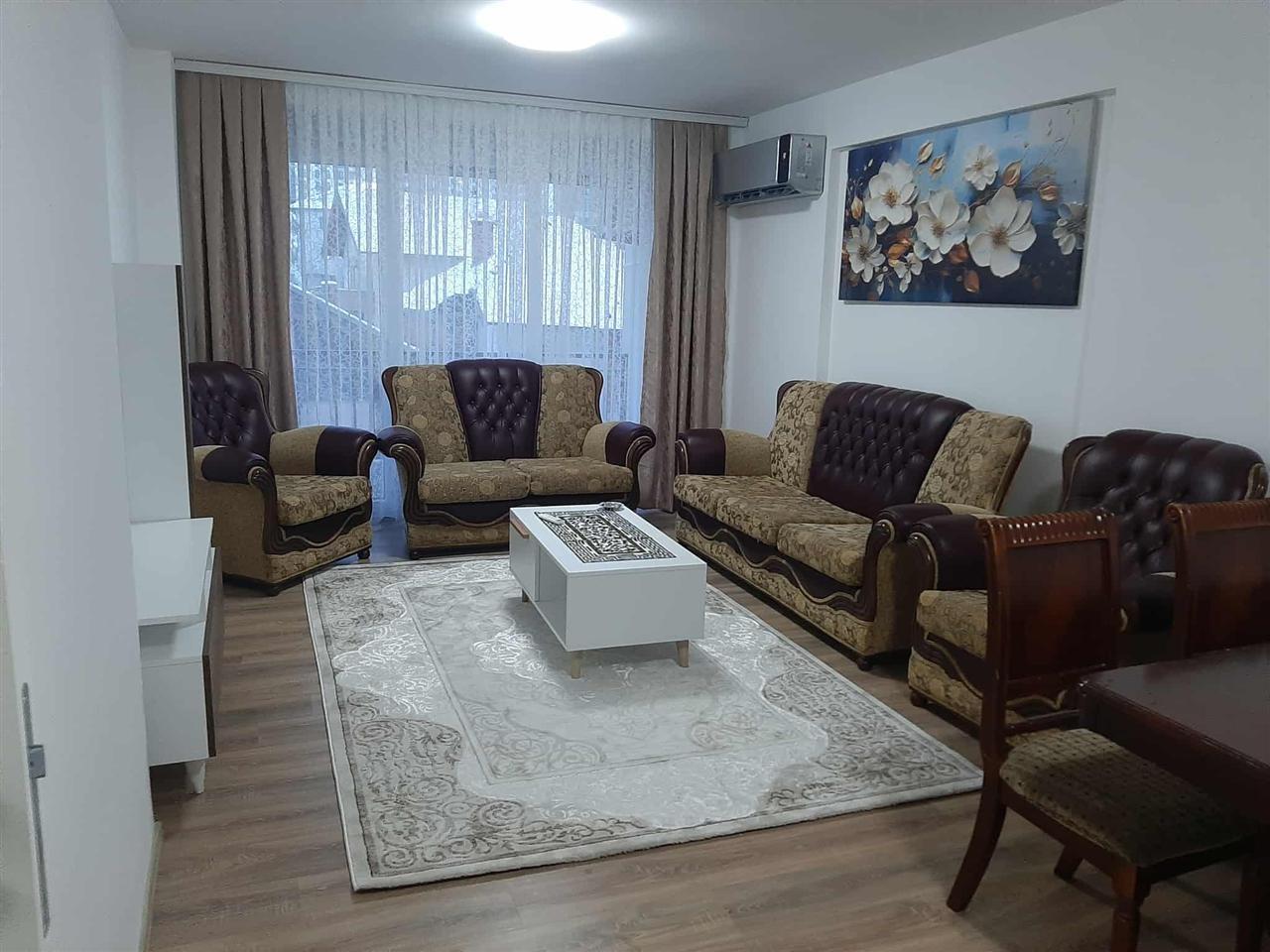 Leshoj banesen me qera 3 dhomshe e mobiluar