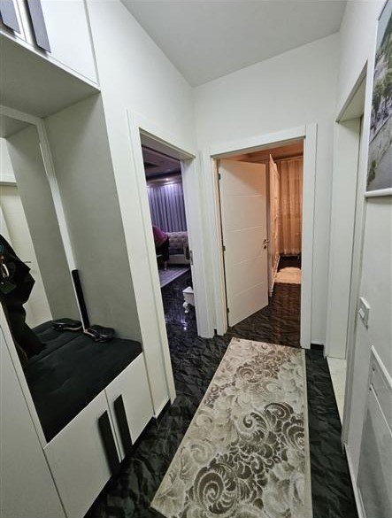 Shitet banesa e mobiluar (1)