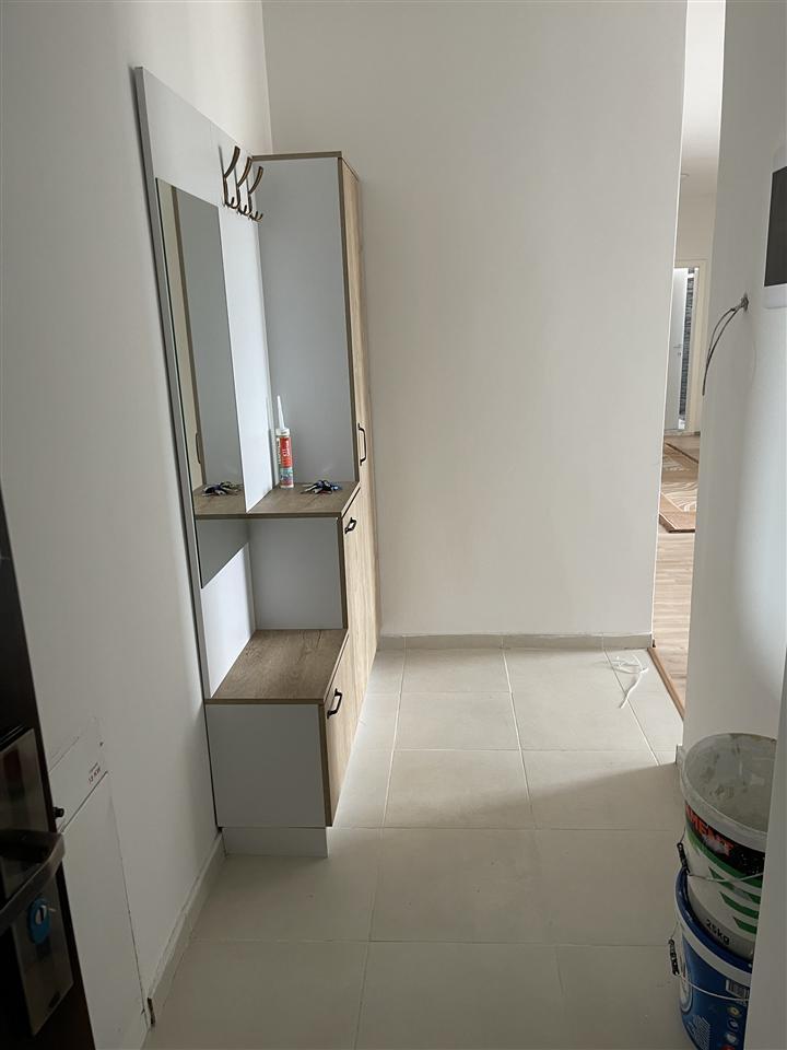 Shitet banesa ne rrugen krye n tereza me flet poseduse (4)