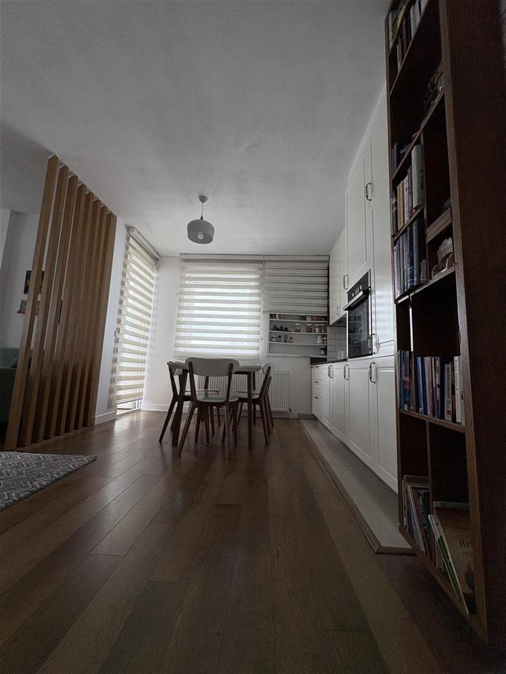 Shitet banese luksoze ne fushe kosove (7)