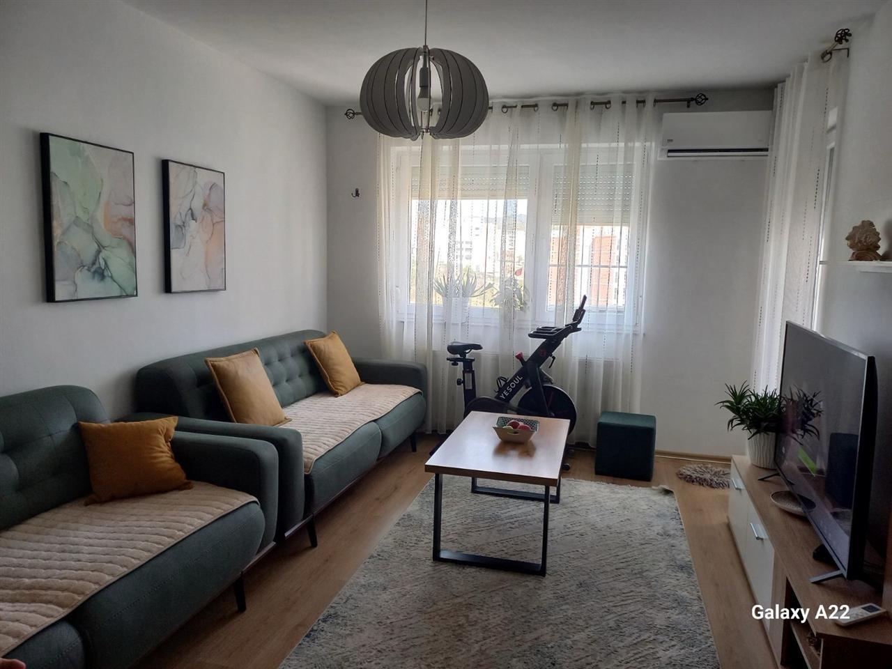 Shitet urgjent banesa ne prishtine mati 1 76 m2