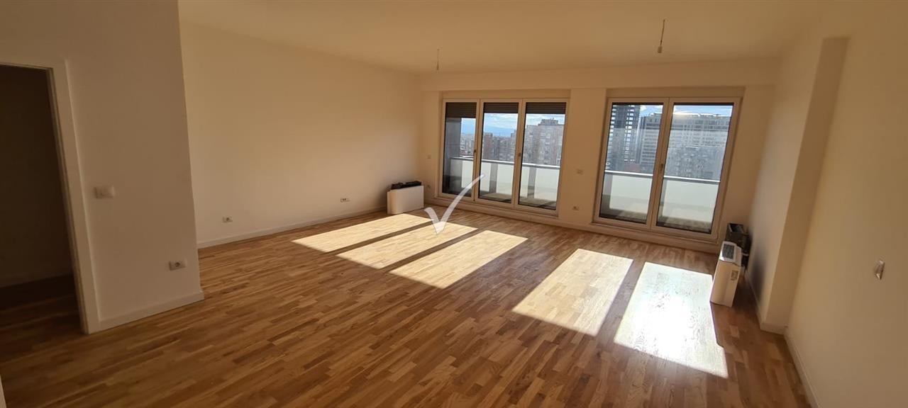 Zyre me qira 131m2 lakrishte 1