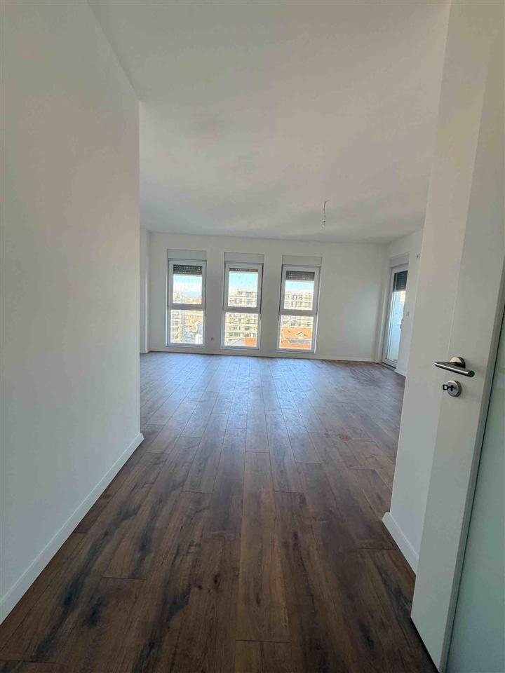 Banese 89 7m ne shitje rruga c (3)