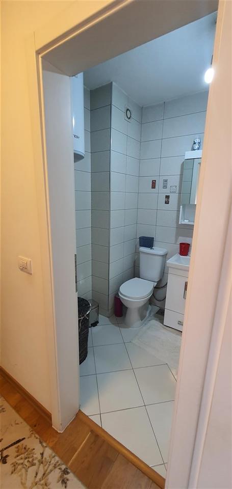 Leshohet me qera banesa e mobiluar ne breg te diellit (6)