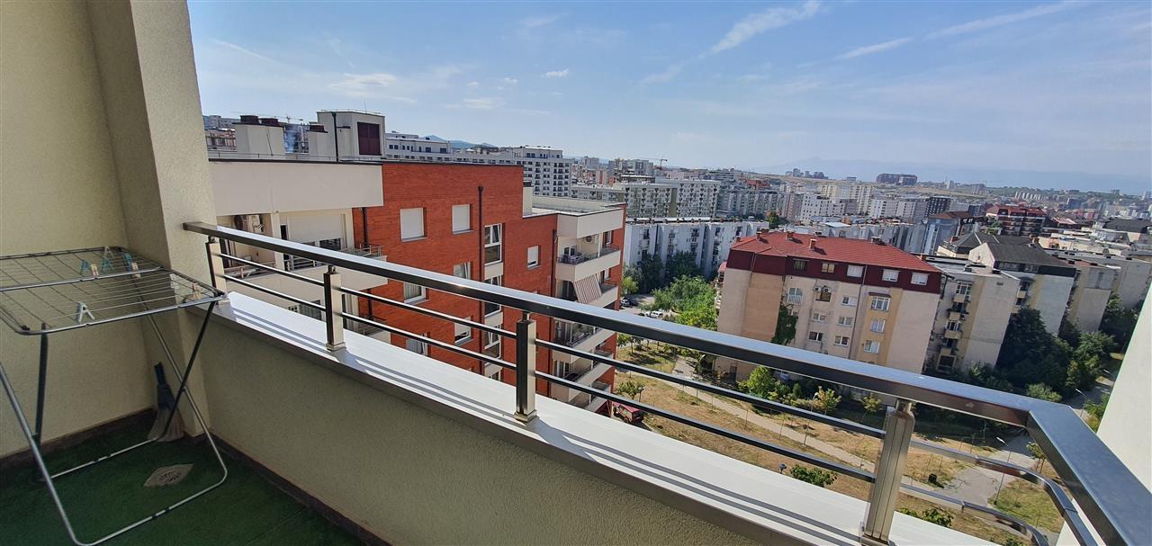 Leshohet me qera banesa e mobiluar ne breg te diellit (9)