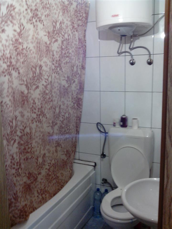 Banese garsoniere me qira ne qender (2)