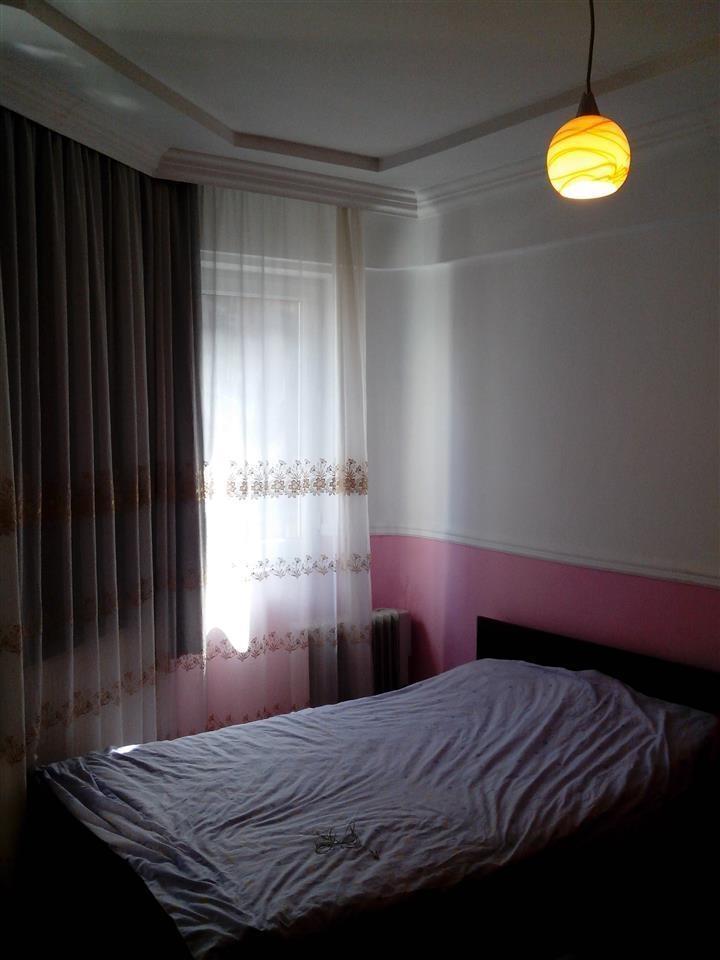 Banese garsoniere me qira ne qender