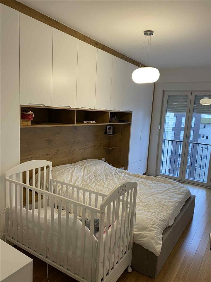 Banese me qira 2+1 ne rrugen muharrem fejza afer rruges b (2)