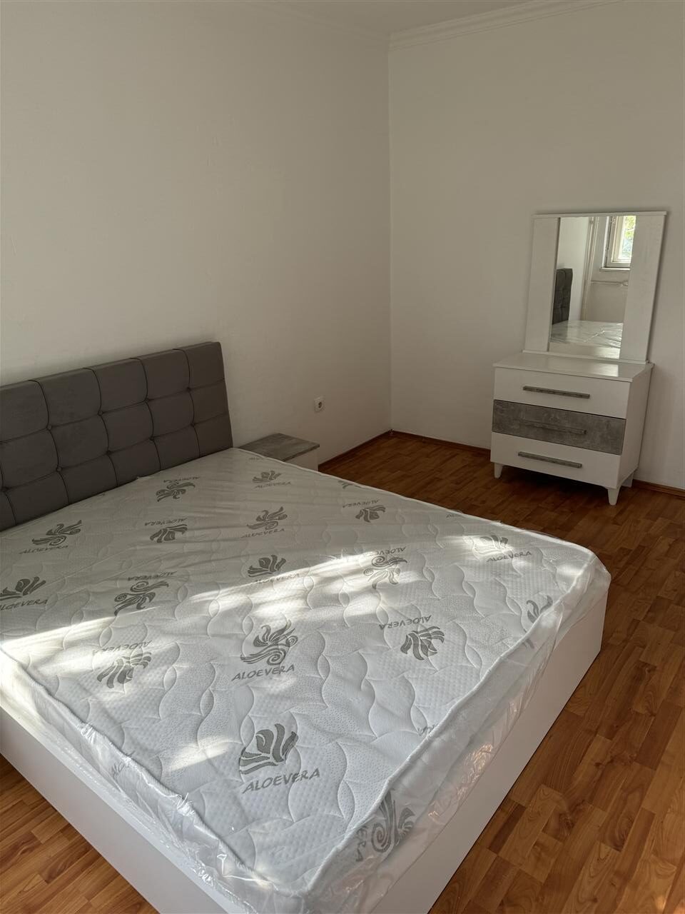 Jepet banesa me qira (6)