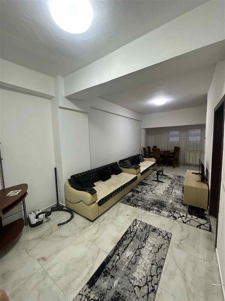 Leshohet me qera banesa te hamburger aba rruges per germi (1)