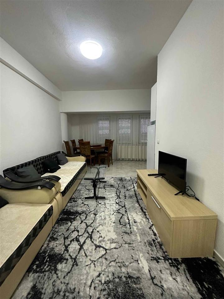 Leshohet me qera banesa te hamburger aba rruges per germi (5)