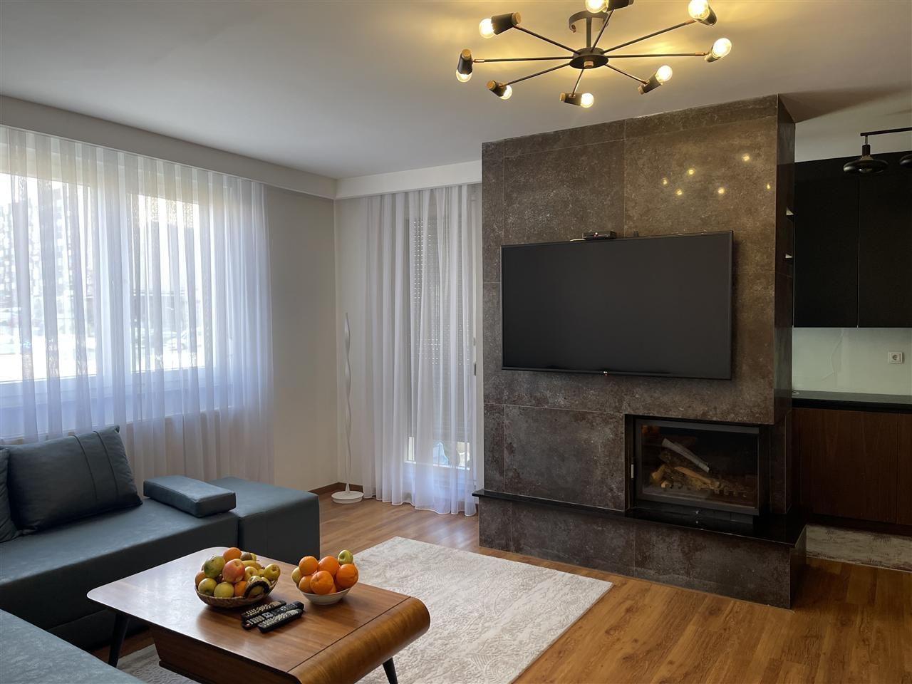 Leshoj banesen me qera