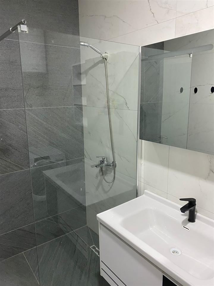 Banesa shitet ose me qera (1)