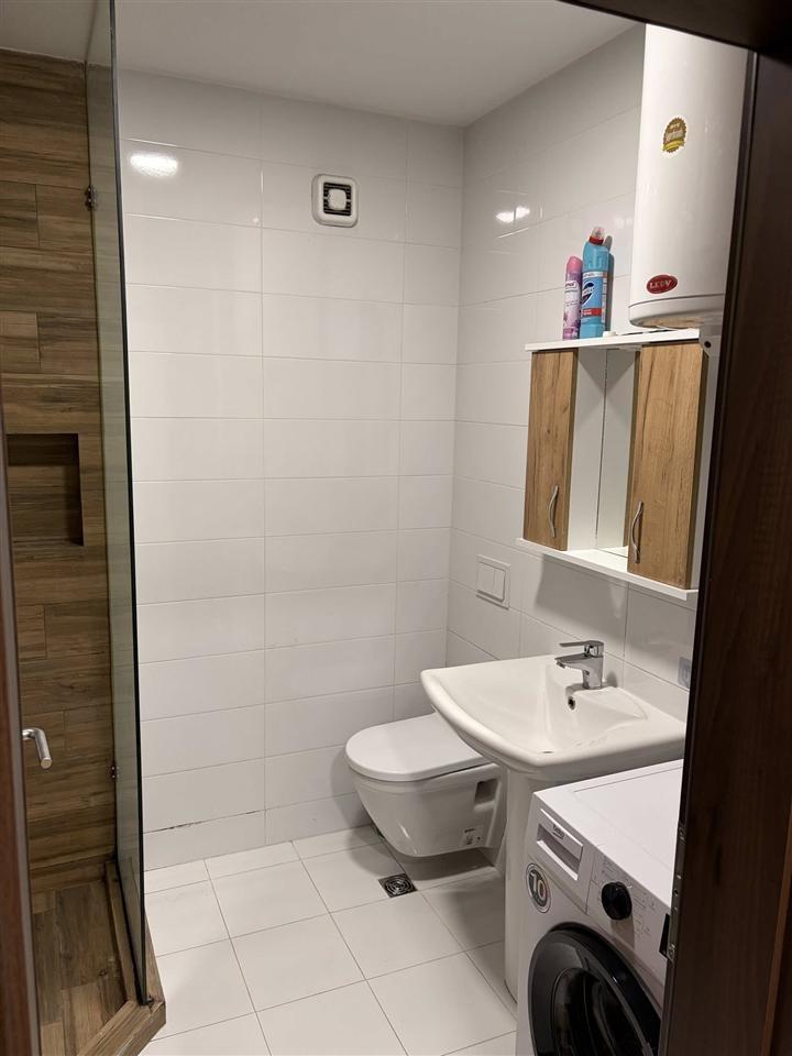 Banese 1+1 me qira 50m rruga c ashensor parking (2)