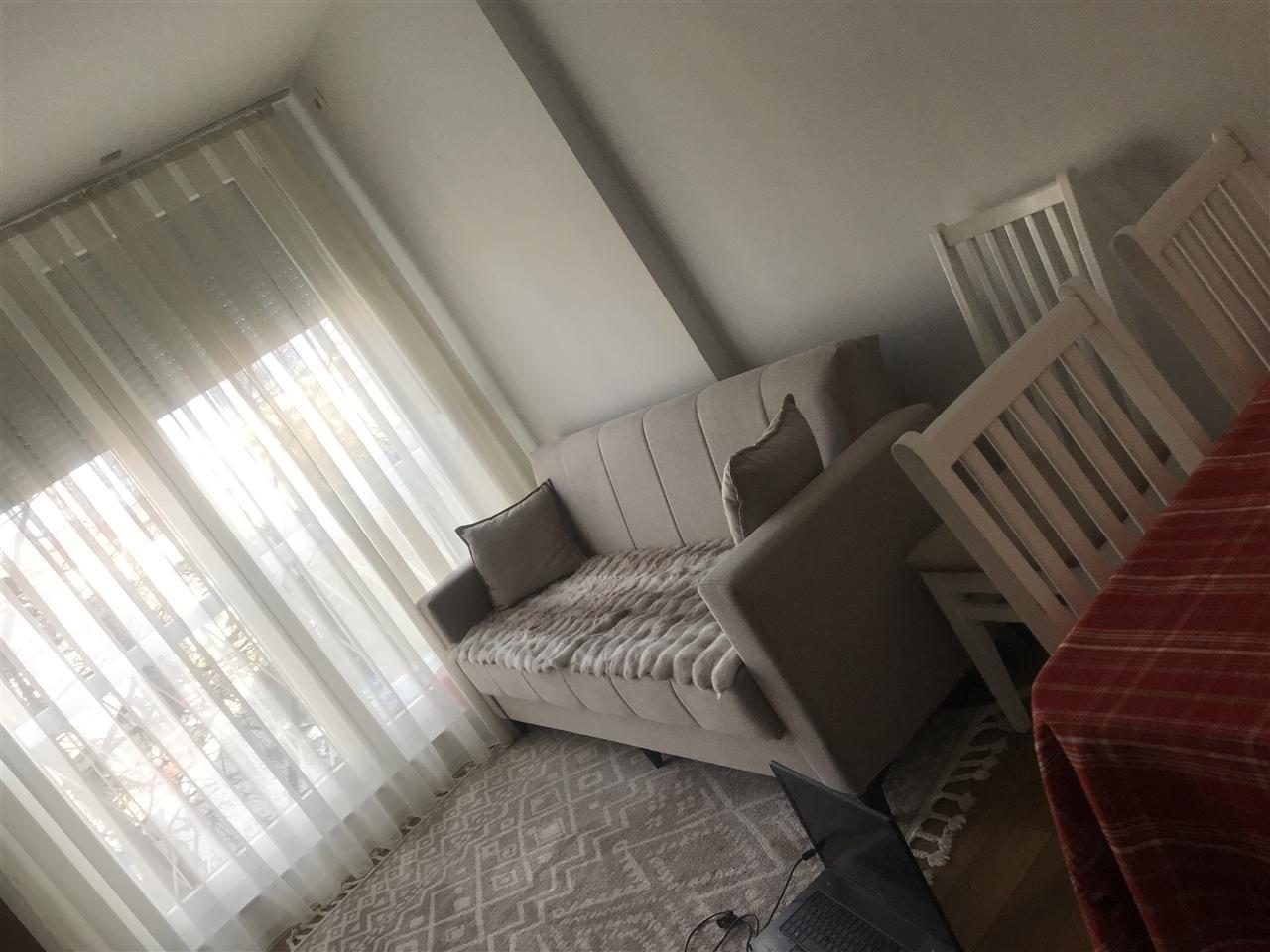 Shitje e baneses (1)