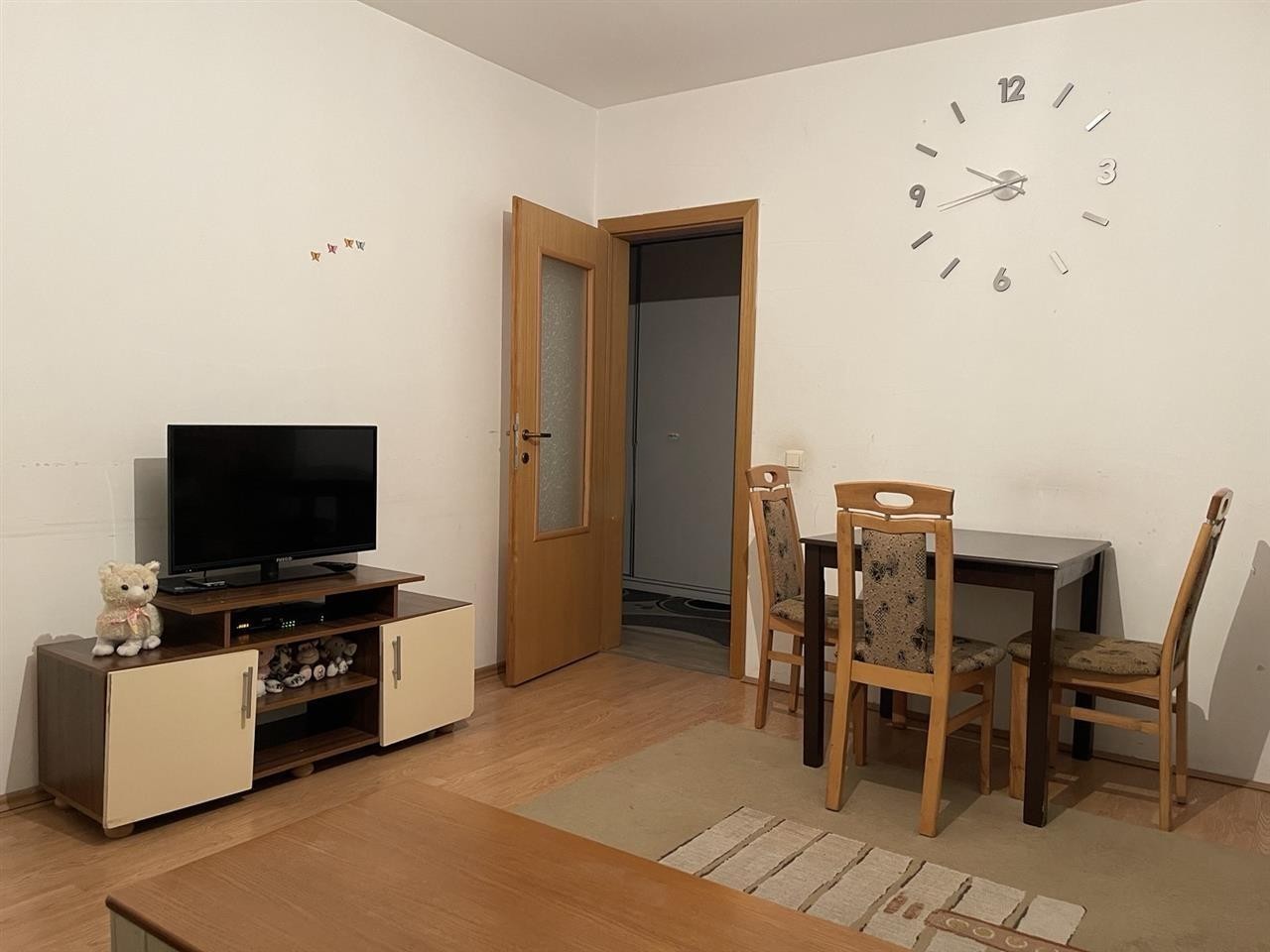 Banes me qera rruga muharrem fejza prishtin