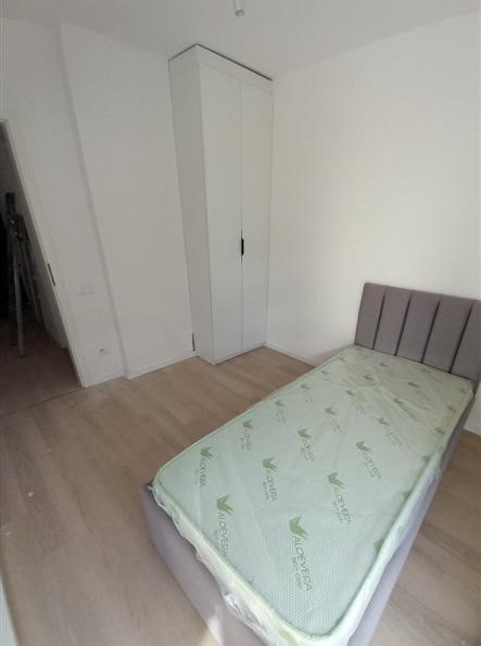 Banes ne katin1 rruga muharrem fejza per qera 88 m2 420 eu (4)