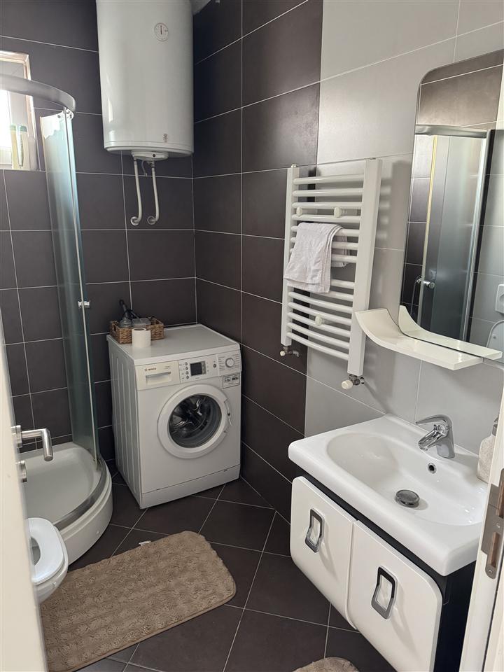 Banese 93m me qira ne kalabri (5)