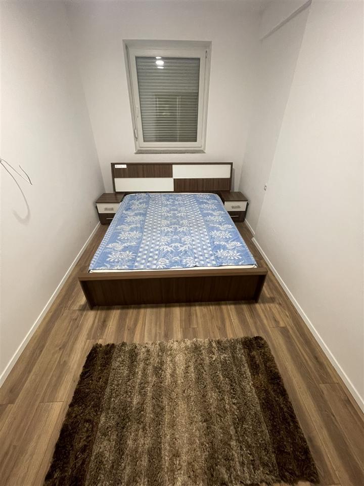 Jepet banesa me qera lagje emshir kati 3 (1)