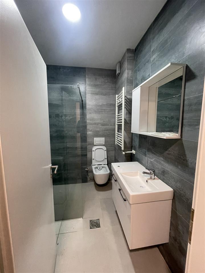 Jepet banesa me qera lagje emshir kati 3 (3)