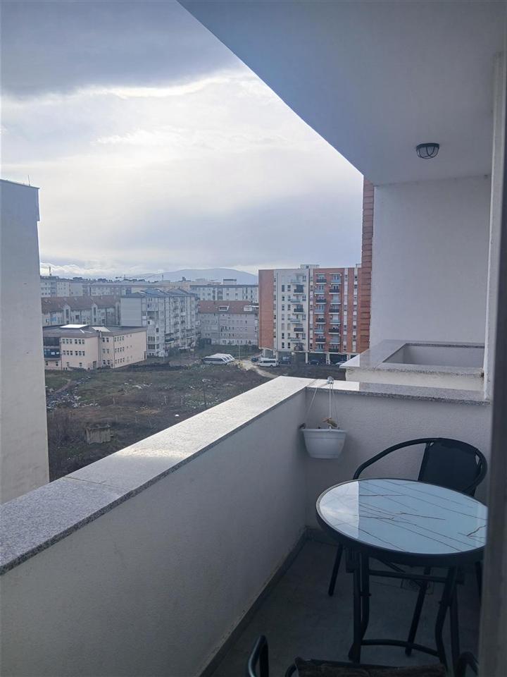 Shitet banesa 87m 86 6m neto e mobiluar ndertim i ri (1)