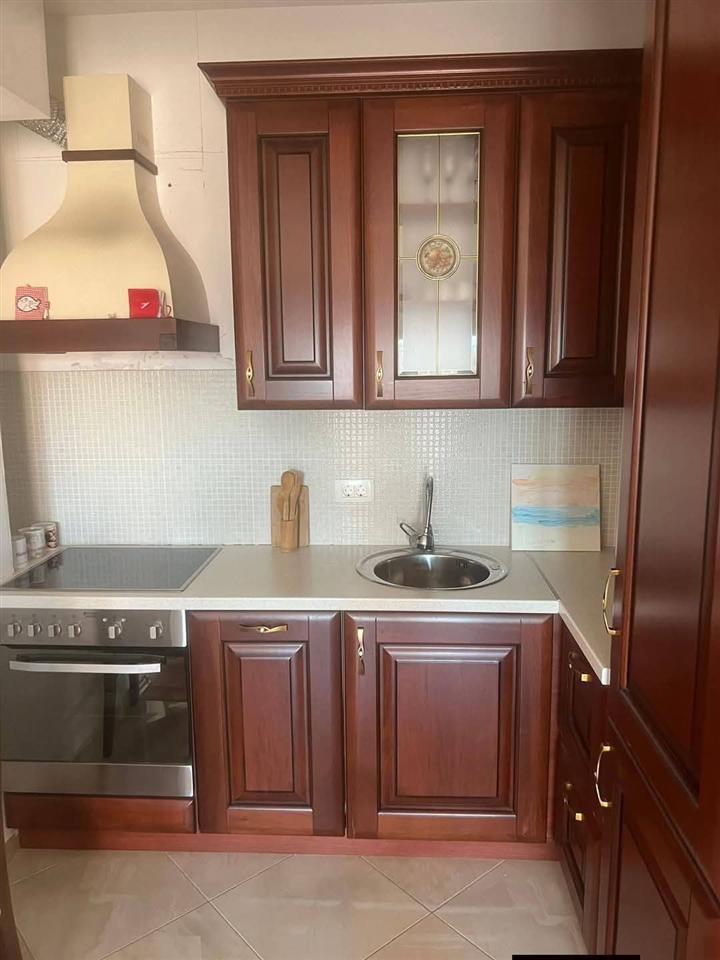 Banes me qera ne lagjen e spitalit afer rr muharrem fejza (1)